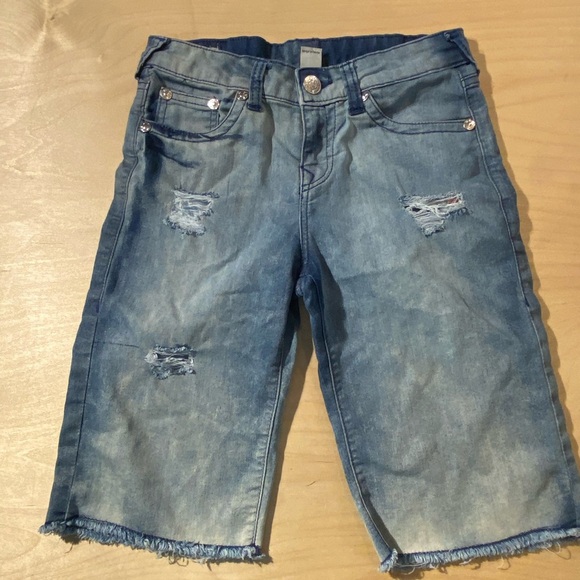 True Religion Geno Distressed Denim Shorts size 14 (LW) - Picture 4 of 10